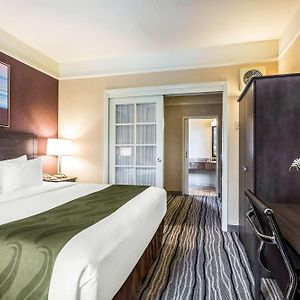 Ramada Suites By Wyndham San Diego